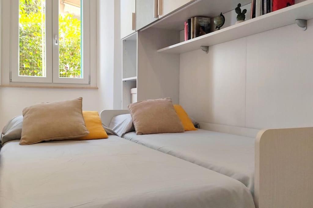 Homeliri Isola di Liri Bagian luar foto